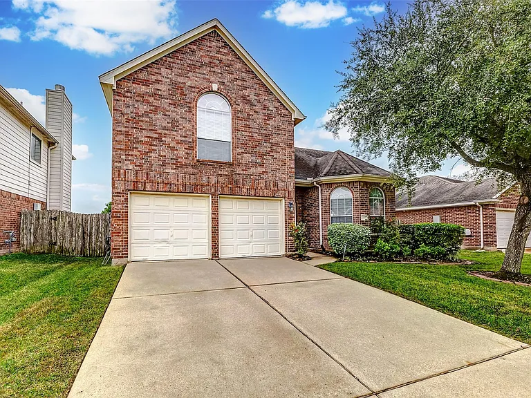 22119 Cassini Ct — Photo 2