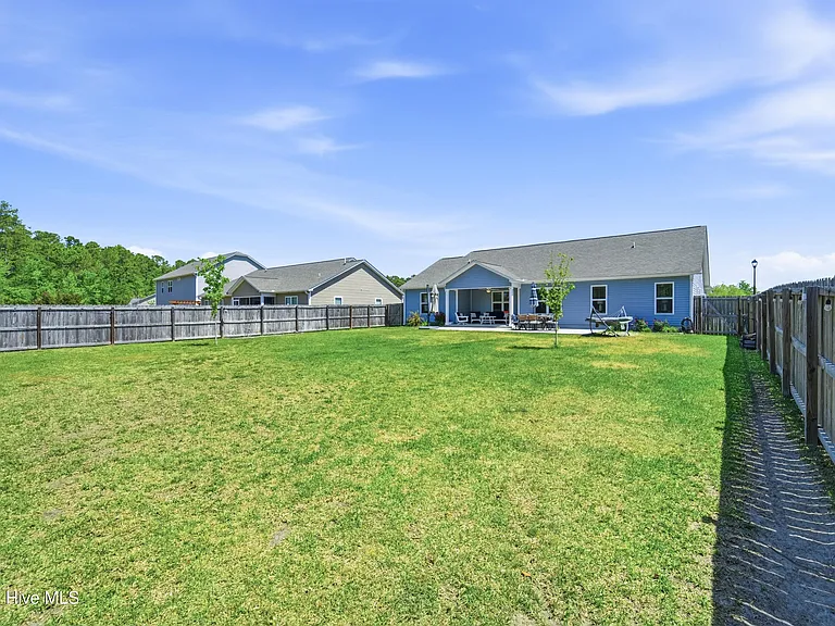 292 Independence Blvd — Photo 34