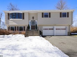 83 Ford Rd N, Denville, NJ 07834