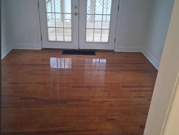 5th image of 26 Nassau St