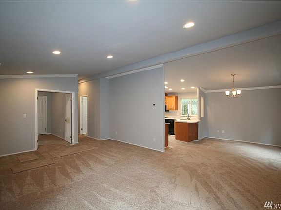 5th image of 19208 140th St NW