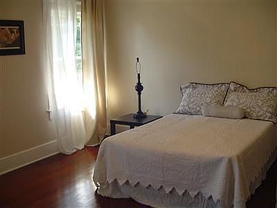 3rd image of 657 E McKinley Ave