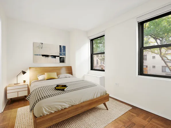 200 East 27th Street image 4 of 12