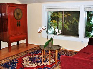 9549 Olympus Beach Rd NE #A, Bainbridge Island, WA 98110