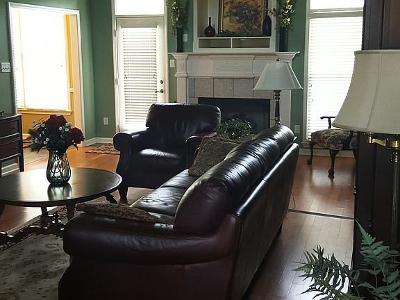 3rd image of 9115 Deer Meadow Dr