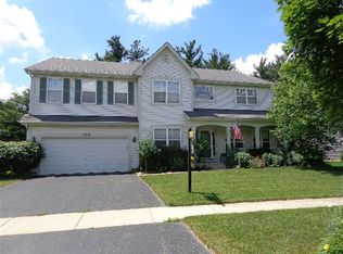 508 Prescott Ln, Gurnee, IL 60031