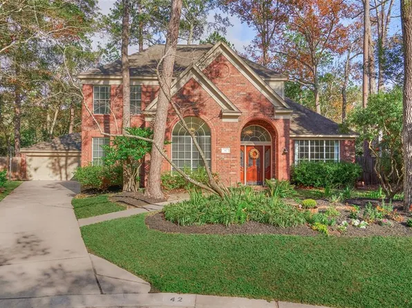 42 Firethorn Pl, Spring, TX 77382