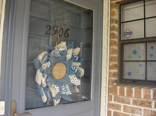 2906 Lighthouse Ln, Parlin, NJ 08859