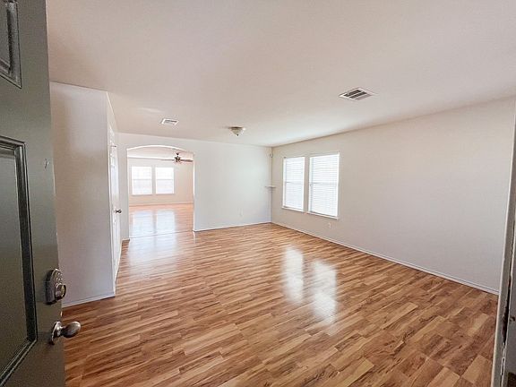 3rd image of 9112 Bellgrove Ct
