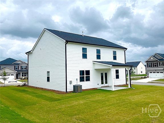 2nd image of 454 Abbott Road