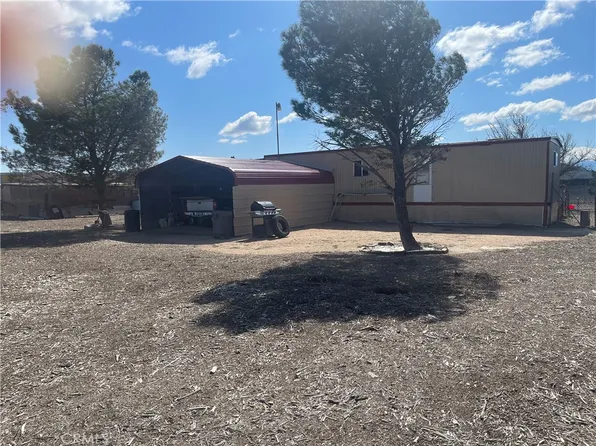 975 Calle De Amistad, Adelanto, CA 92301