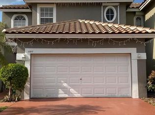 11917 NW 57th St, Pompano Beach, FL 33076
