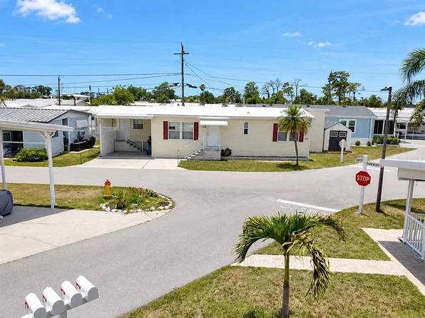 2050 CHAMPION STREET, SARASOTA, FL 34231