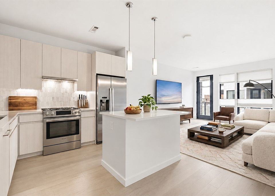 1st image of 45 W 3rd St Unit 413