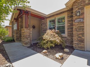 1128 Hope Ln, Redding, CA 96003
