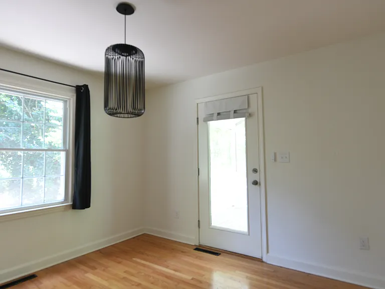 3215 Plantation Rd — Photo 9
