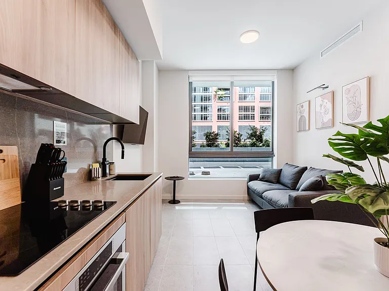 121 NE 5th St #311 — Photo 14