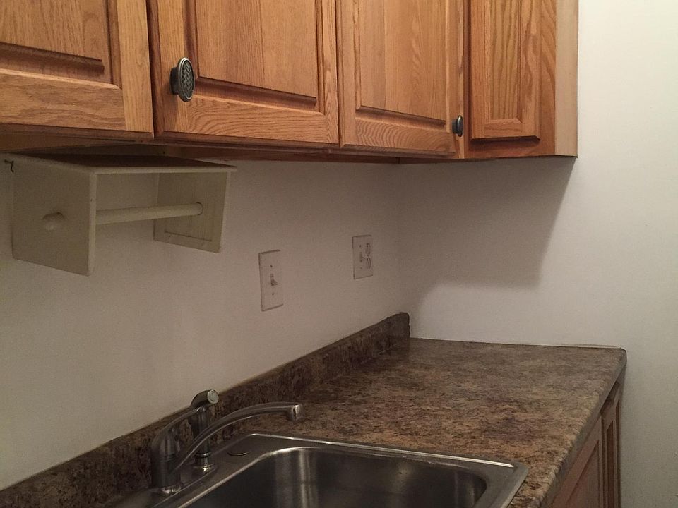1st image of 33 E 14th Ave #F