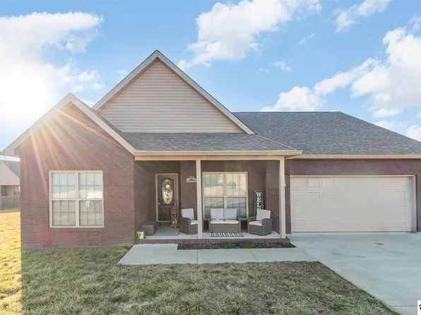 1712 W Crocus Dr, Radcliff, KY 40160