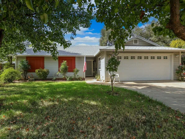 3276 Middleton Ln, Redding, CA 96002