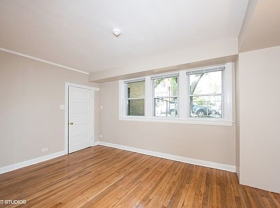 5th image of 1345 W Wrightwood Ave #G