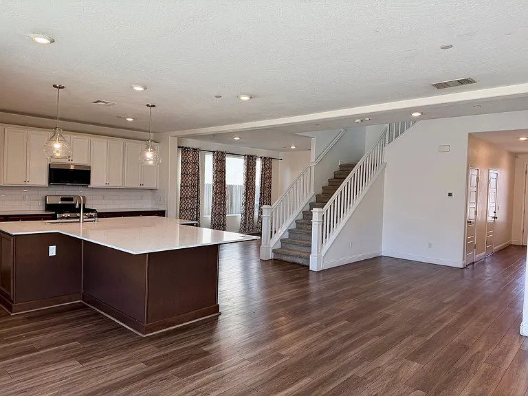 5817 E Truman Ave — Photo 8