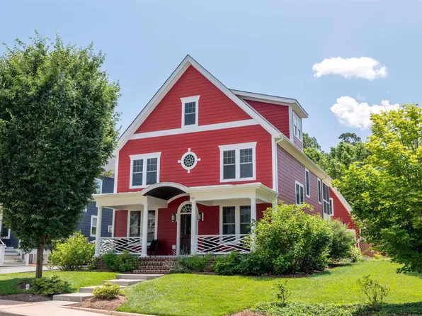 100 Oak Lawn Dr, Charlottesville, VA 22903