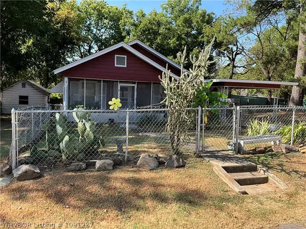 2308 Birnie Ave, Fort Smith, AR 72904