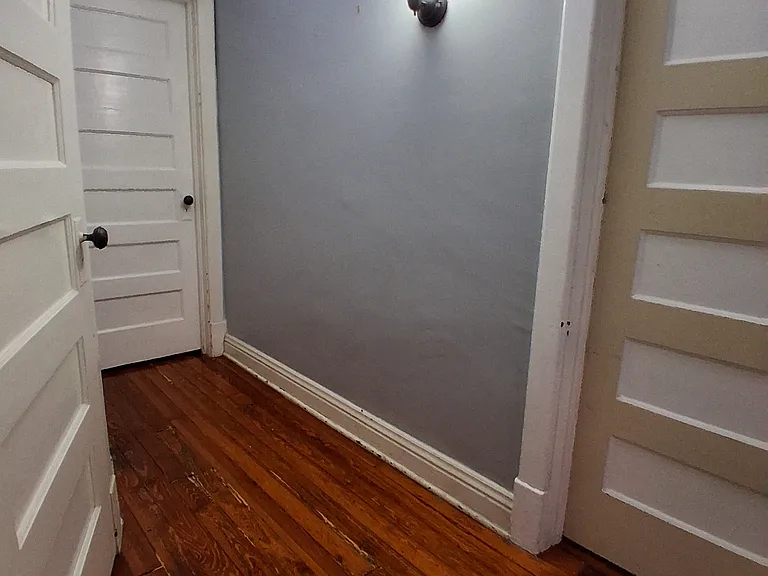 2529 Holmes St — Photo 29