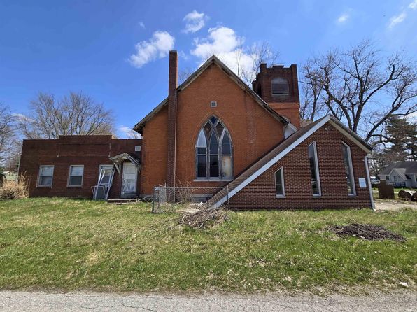 190 W Wayne St, Laketon, IN 46943