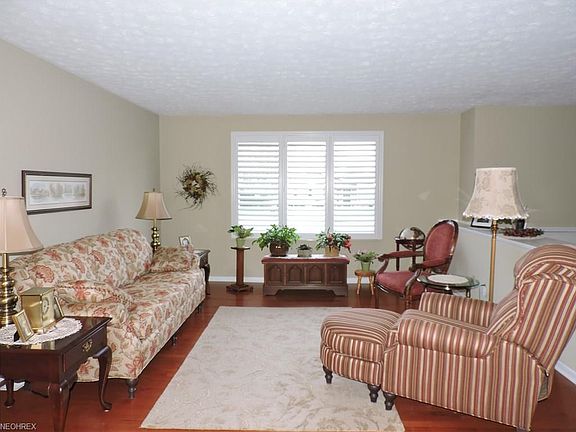 2nd image of 106 Brant Dr