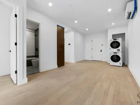 1193 Nostrand Avenue image 3 of 15