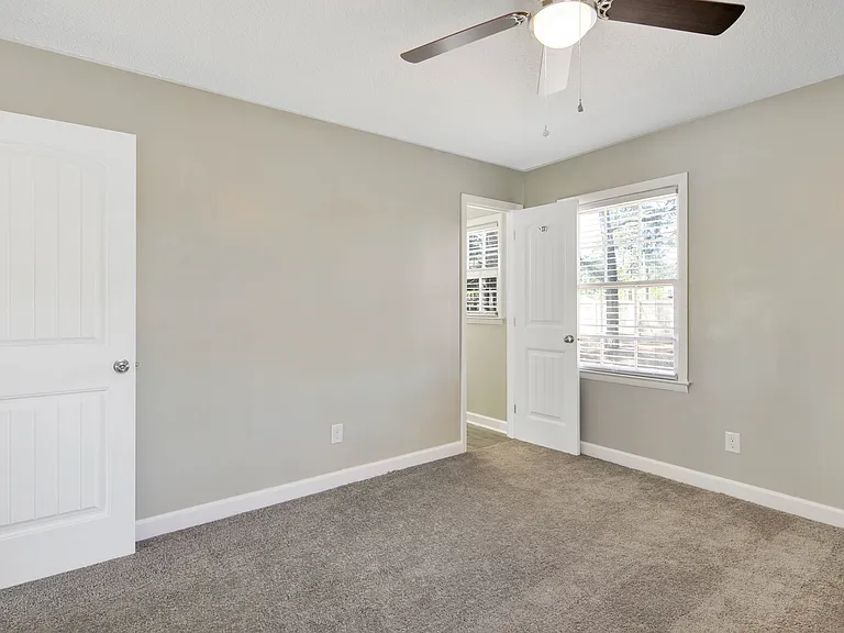 2796 Cone Cir — Photo 17