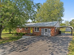 321 Meadowbrook Dr, McMinnville, TN 37110