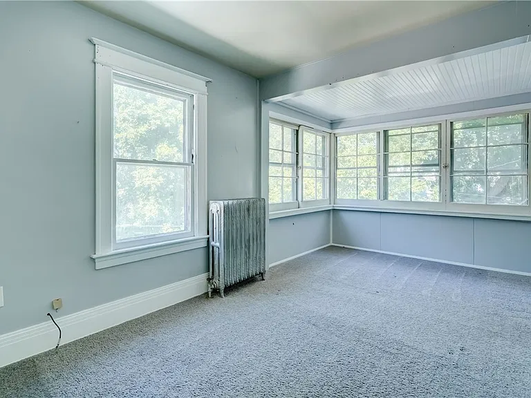 590 Garson Ave — Photo 15