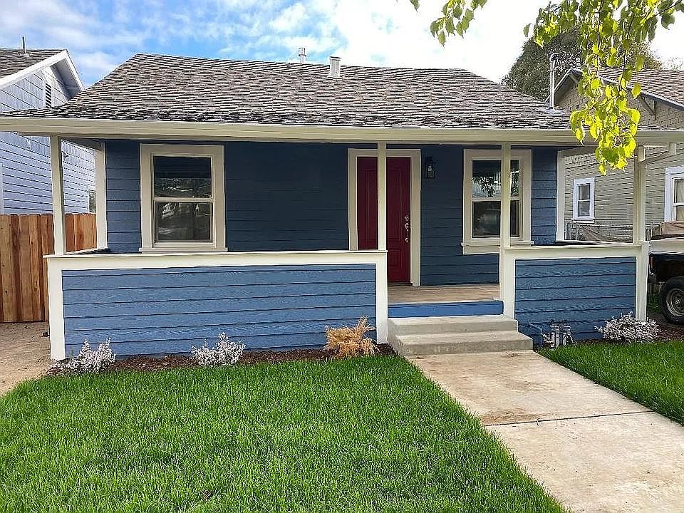 1st image of 3974 3rd Ave