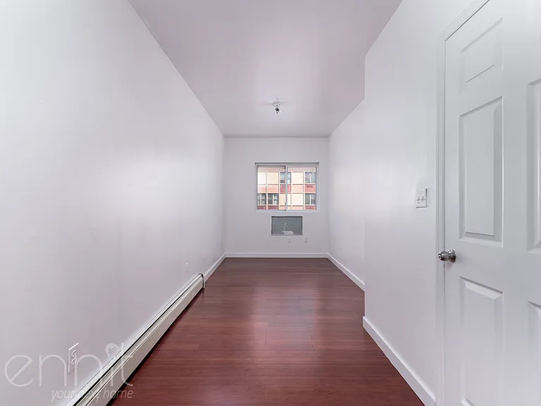 1026 Broadway #3R — Photo 6