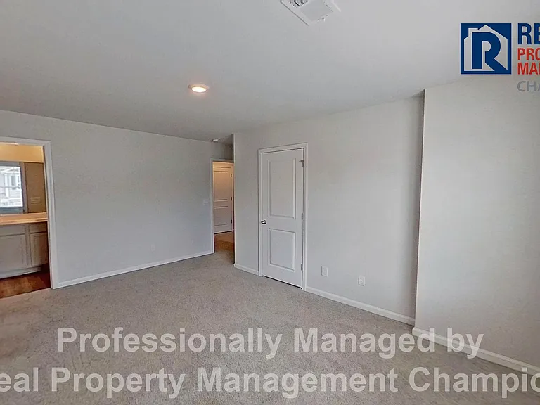 3110 Lobelia Ln — Photo 12