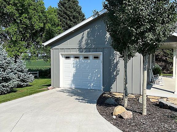 18”x30” Heated Shed/Garage