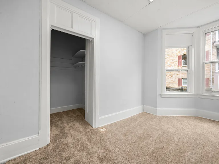 64 W Winter St #4 — Photo 16