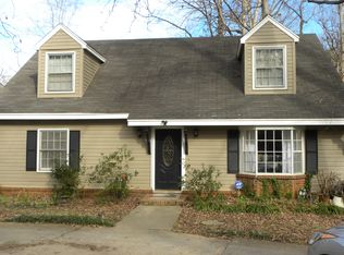 330 Broken Hill Rd, Columbia, SC 29212