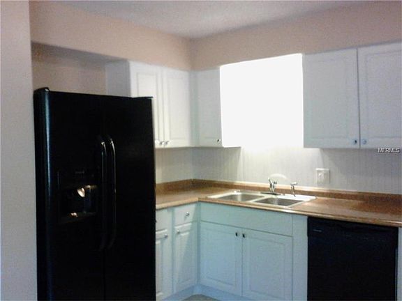 4th image of 1815 Pecan Dr