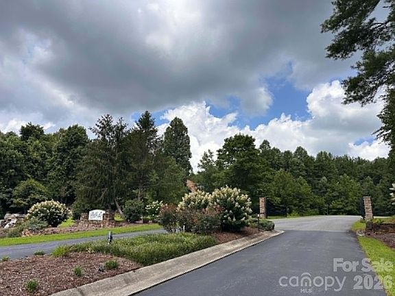 5th image of Rock Cliff Dr
