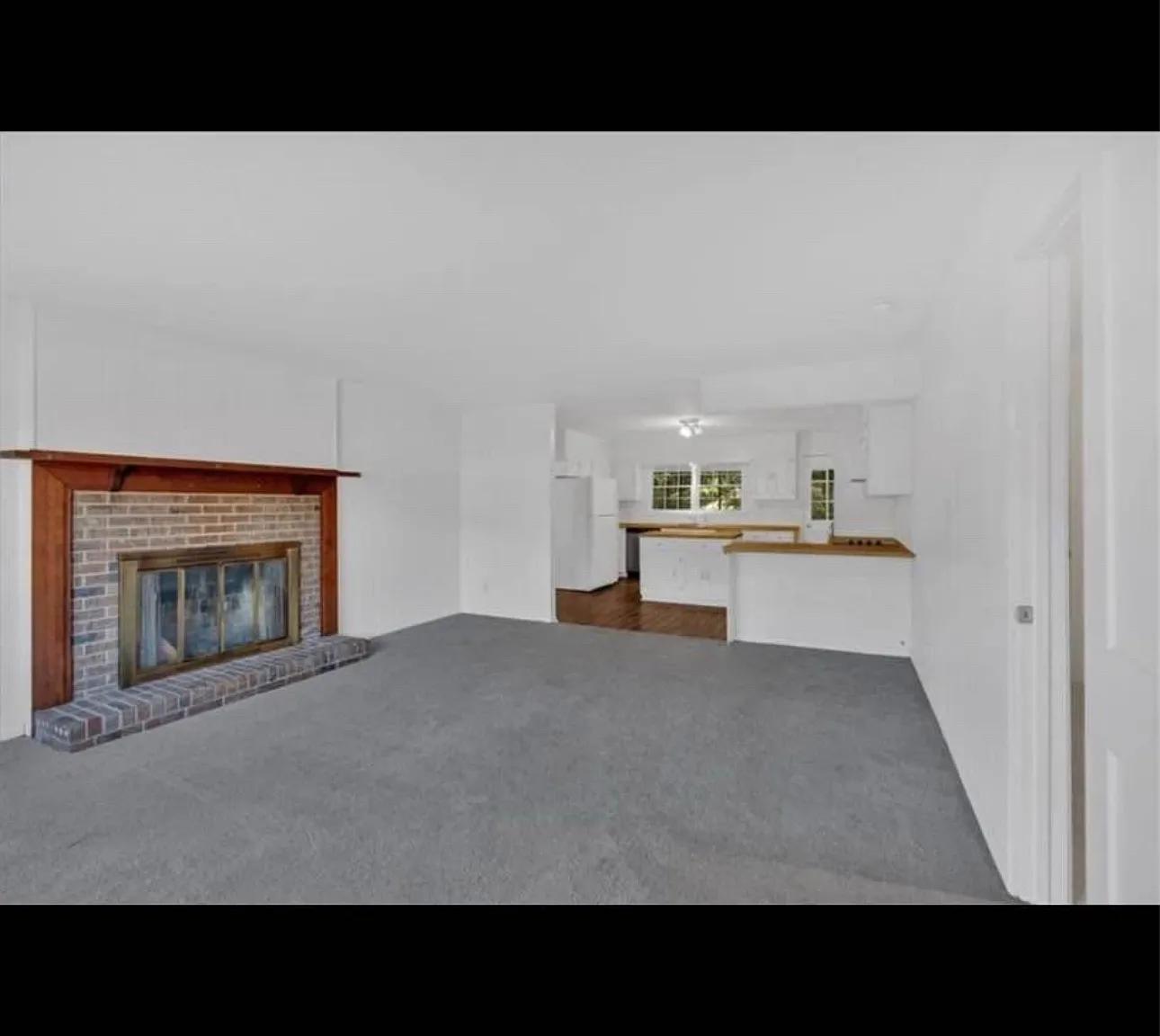 3618 Cumming Hwy — Photo 2