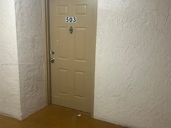 15231 SW 80th St APT 503, Miami, FL 33193