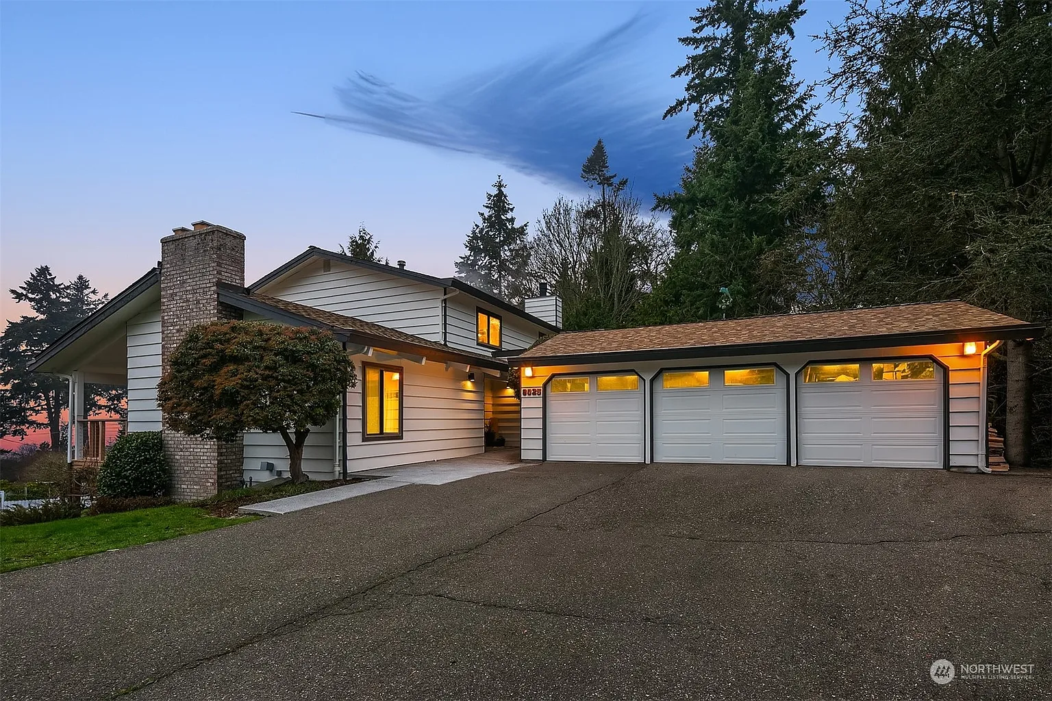 8025 Cyrus Place photo 1