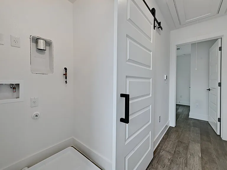 2308 Maxwell Ln #2 — Photo 6
