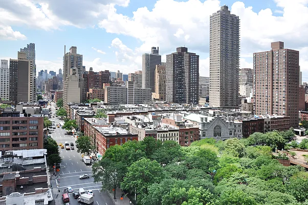 Rented by Douglas Elliman | media 7