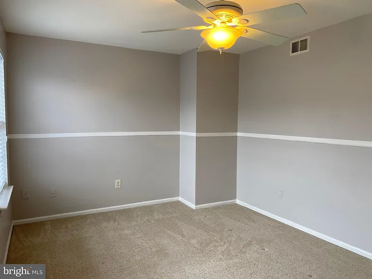 9 Revere Pl — Photo 8
