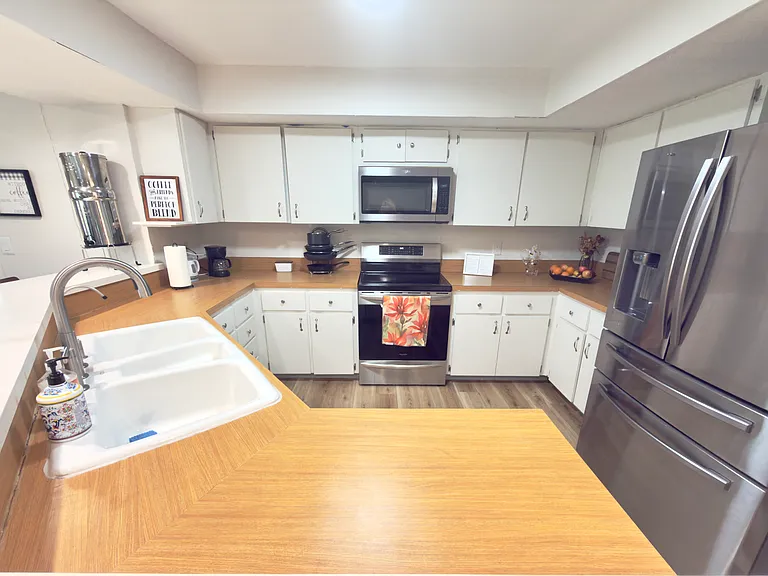 1281 S Disston Ave — Photo 7